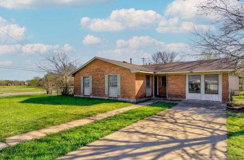 6215 Club Ter, Austin TX  78741-3305 exterior