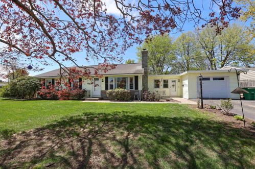 189 Knollwood Ave, Nashua, NH 03060-4376