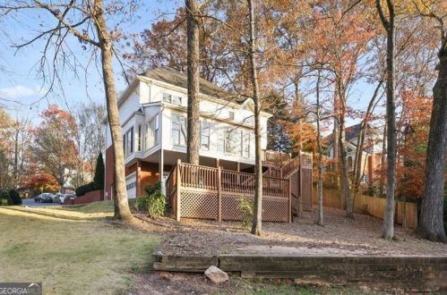 3959 Hovis Ct, Atlanta GA  30319-1680 exterior