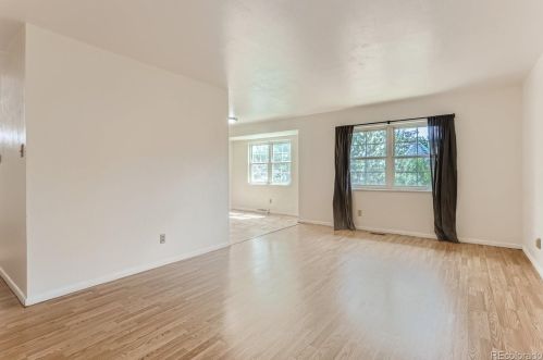 2566 Quintero Way, Aurora CO  80013-1558 exterior