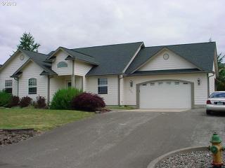 2293 Eagle Loop, Sutherlin, OR 97479-9069