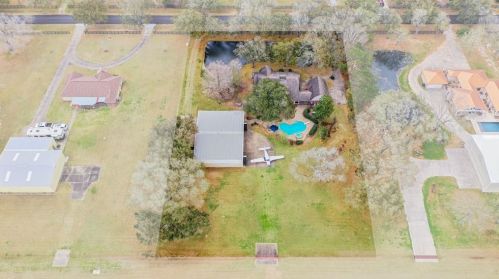 27 Kitty Hawk St, Richmond, TX 77406-9709