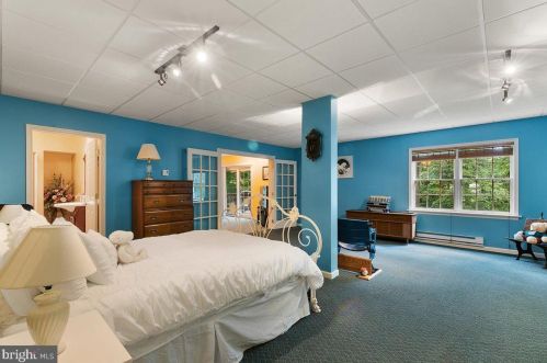 104 Cliff Ave, Lancaster PA  17602-4700 exterior