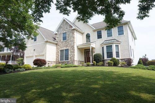 39 Fieldcrest Dr, Columbus, NJ 08022-1963