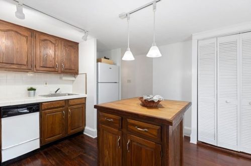 15 Branham St, Atlanta GA  30317-1228 exterior