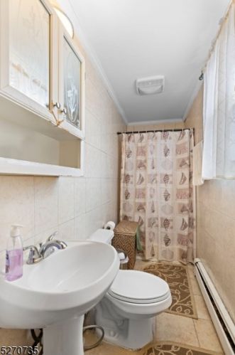 329 9 St, Paterson NJ 07508-2118 exterior