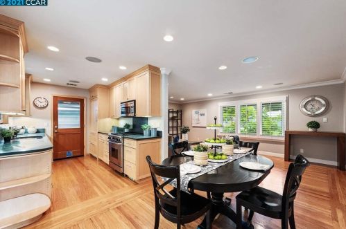 120 Collins Ct, Concord CA  94523-4107 exterior