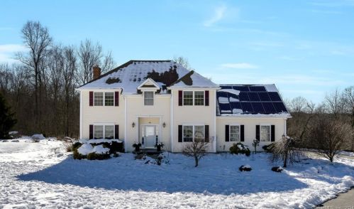 44 Sweetbriar Ct, Colchester, CT 06415-1887