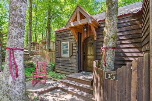 355 Elkmont Trl, Cleveland GA  30528-2974 exterior