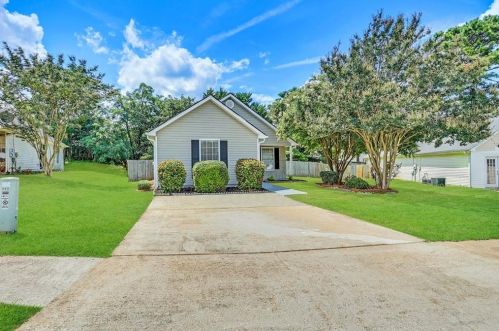 540 Lakecourt Dr, Mcdonough GA  30253-8900 exterior