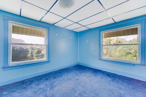 203 Taney St, Gary IN 46404-3209 exterior