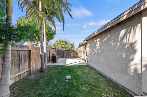 5012 Holbrook St, Anaheim CA  92807-1103 exterior