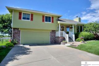 20213 Pearl Cir, Omaha, NE 68022-2496