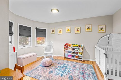 646 Maple Ave, Tavistock NJ 08033-1147 exterior