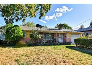 535 Clarendon St, Gladstone OR  exterior