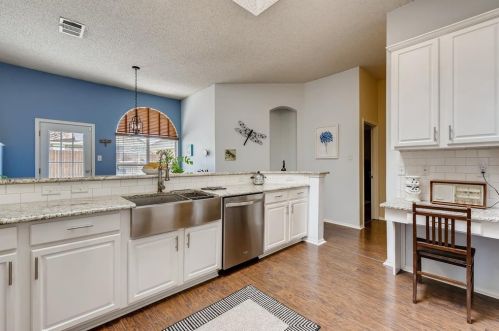 8513 Viridian Ln, Fort Worth TX  76123-2938 exterior