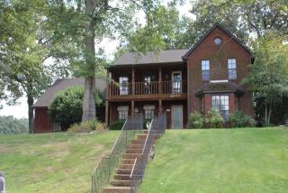 8575 Chippingham Dr, Cordova, TN 38016-4525