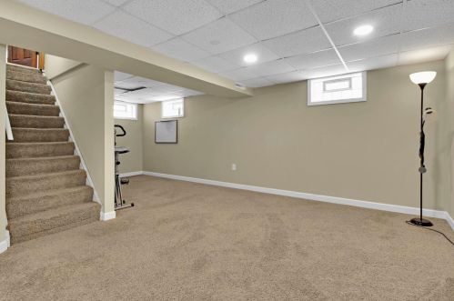 9434 Farmer Dr, Hammond IN  46322-2957 exterior