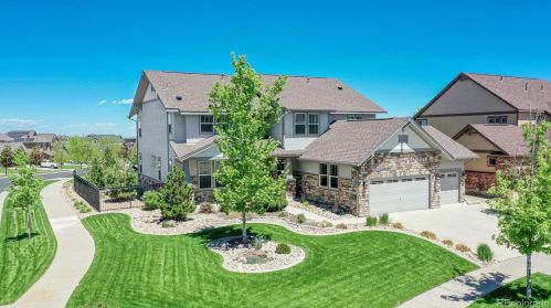 26475 Walker Dr, Aurora, CO 80016-6104