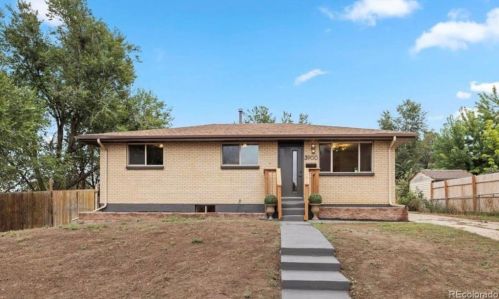 3900 Hazel Ct, Englewood CO  80110-4324 exterior