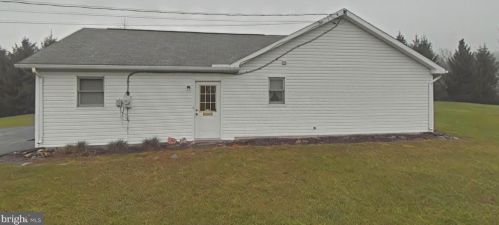 2445 Fishing Creek Valley Rd, Harrisburg, PA 17112-9254