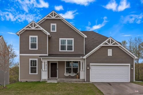 5745 Urbandale Ln, Minneapolis, MN 55446