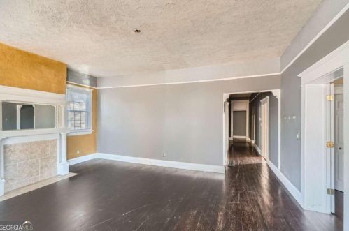446 Holderness St, Atlanta GA  30310-1758 exterior