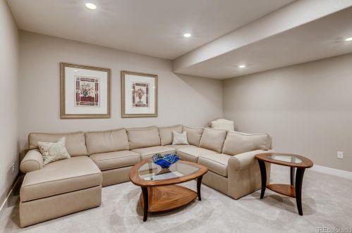 7631 Winnipeg St, Denver CO  80016 exterior