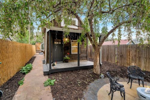 2854 Lincoln St, Englewood CO  80113-1541 exterior