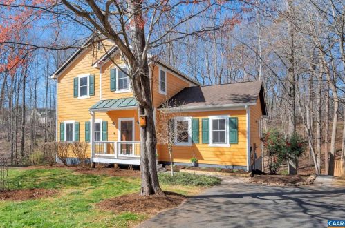 427 Woodhaven Ct, Charlottesville, VA 22902-6439