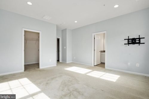 1605 Regent Manor Ct, Silver Spring MD 20904-2270 exterior