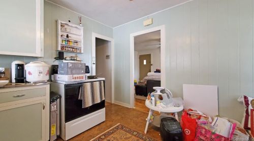 3622 Maunalei Ave, Honolulu HI  96816-2322 exterior