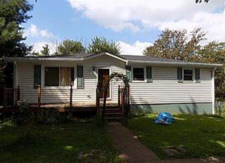 1032 Rebecca Dr, Burns, TN 37029-6034