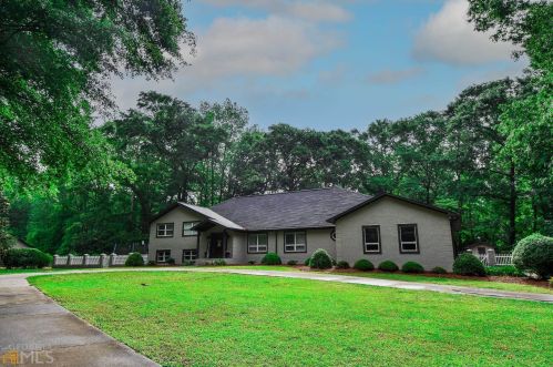 80 Meadow Branch Rd, Brooks, GA 30205-2428
