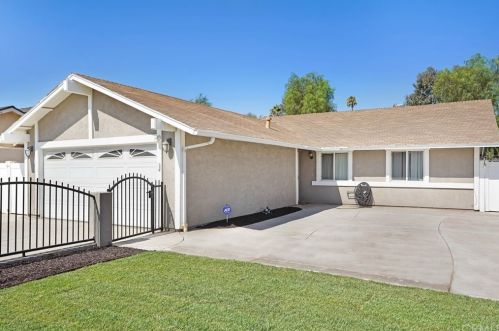 1062 Florey St, Perris, CA 92571-0814