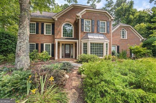 1664 Stoddard Cir, Kennesaw, GA 30152-4091