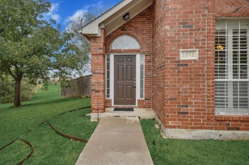 1372 Mae Dr, Carrollton TX  75007-1142 exterior