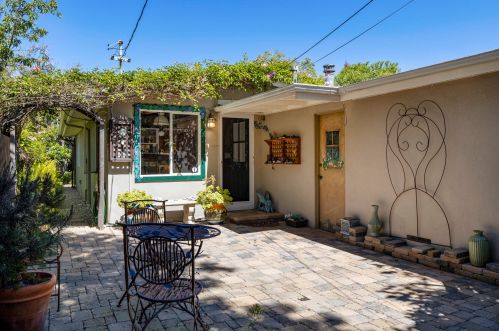 237 Oliver Rd, Santa Barbara, CA 93109-1972