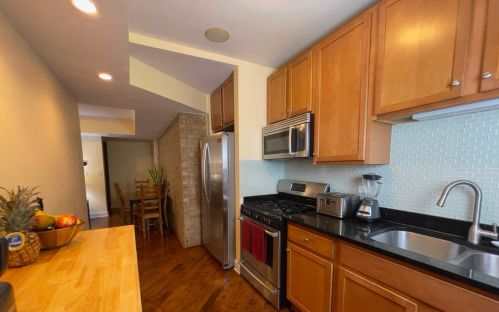 6116 Claremont Ave, Chicago, IL 60659-5215