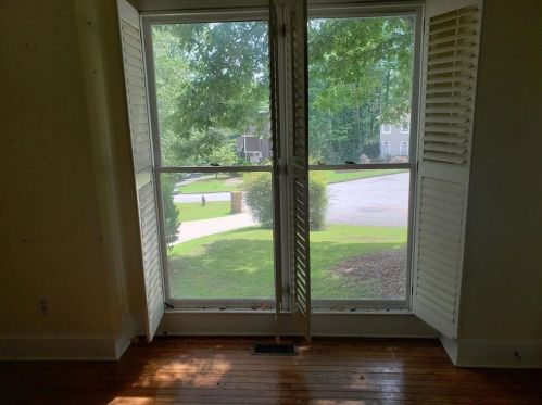 2661 Rock Point Ln, Lithonia, GA 30039-8093
