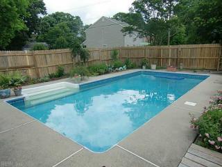 1020 Grn St, Norfolk VA  23513-3336 exterior