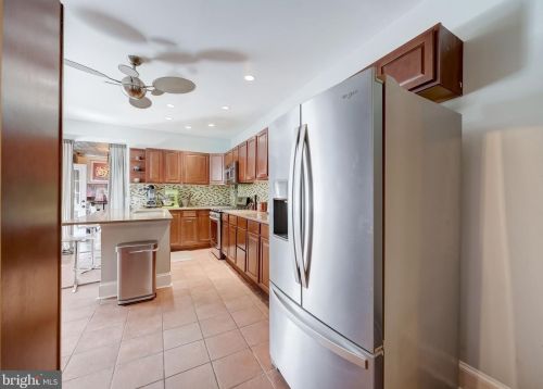 430 42 St, Philadelphia PA 19104-0044 exterior