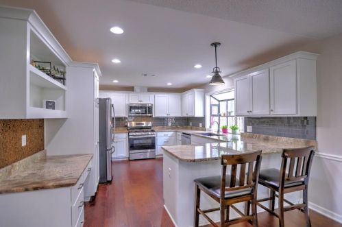 2610 Dering Gate Dr, Marietta, GA 30066-2165