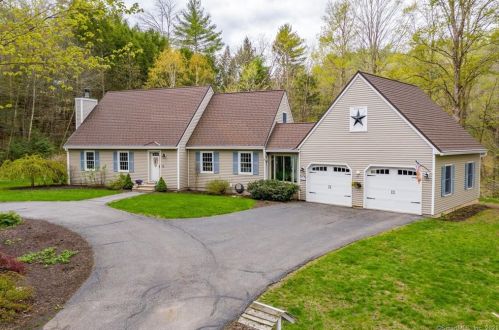 11 Ruth Cross Rd, Colbrook, CT 06021-7075