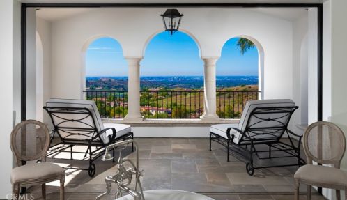 20 Black Falcon, Irvine CA  92603-0420 exterior