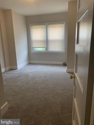 5927 4 St, Philadelphia PA 19140-2416 exterior