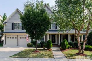 909 Grogans Mill Dr, Cary, NC 27519-7175