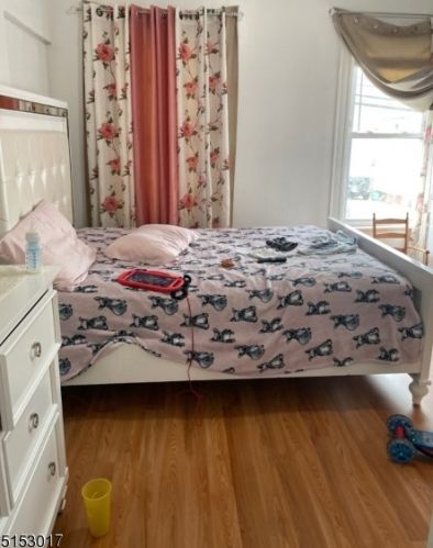 319 15th Ave, Paterson, NJ 07504-2264