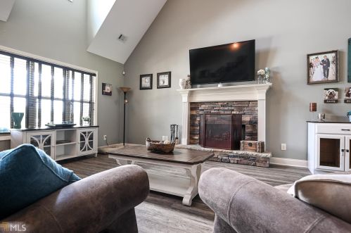 541 Lake Vista Dr, Jefferson GA  30549-4605 exterior