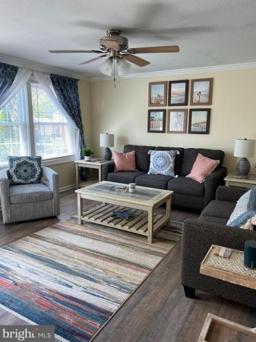 717 Venetia Ave, Blenheim, NJ 08012-4043